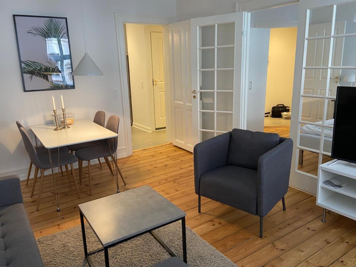 Bright 2-bedroom In Elegant Osterbro * Copenaghen